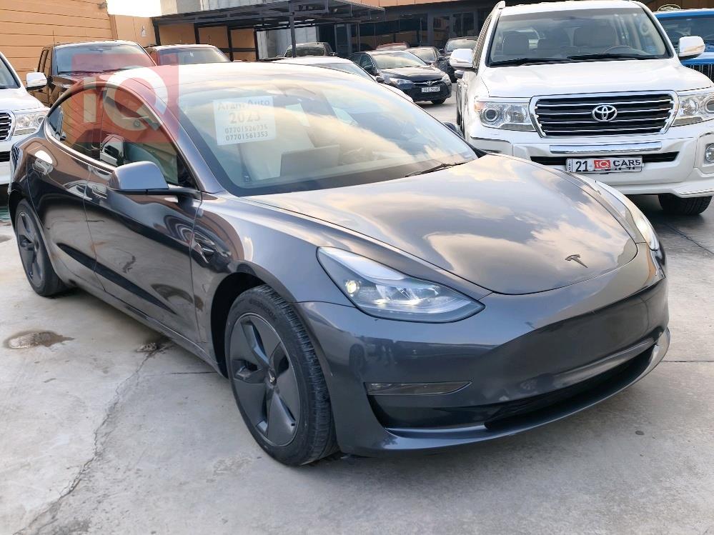 تسلا موديل 3